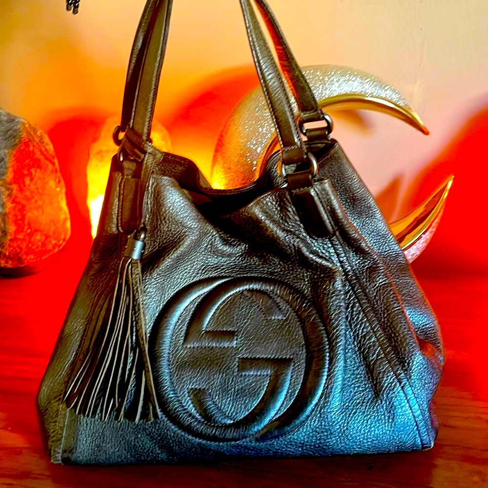 ♥️♥️LOVE SALE♥️♥️🩶Gucci Soho Tote🩶